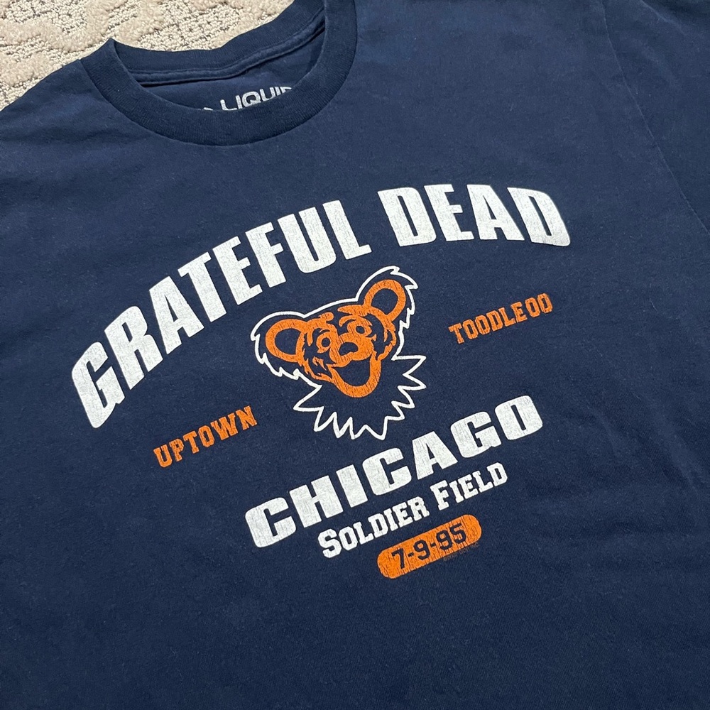 🎸 '22 Grateful Dead Band Chicago Bears Steal Face Soldier Field NFL 1995 Tour T - Picture 3 of 11